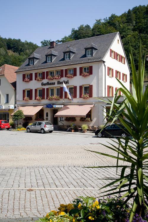 Gasthaus Merkel Hotel باد بيرنك ام كيش المظهر الخارجي الصورة